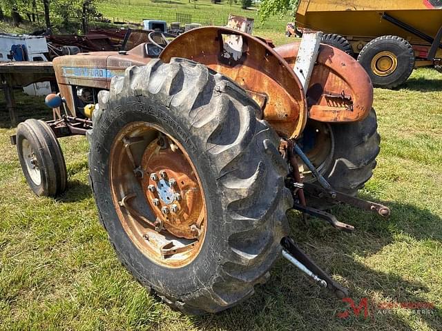 Image of Ford 4100 equipment image 2