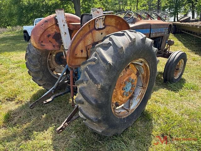 Image of Ford 4100 equipment image 1
