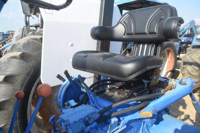 Image of Ford 4140 equipment image 4