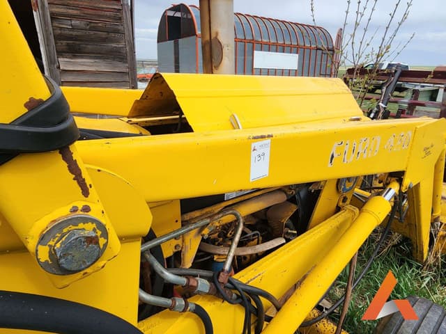Image of Ford 420 equipment image 1