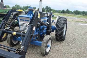 Main image Ford 4400