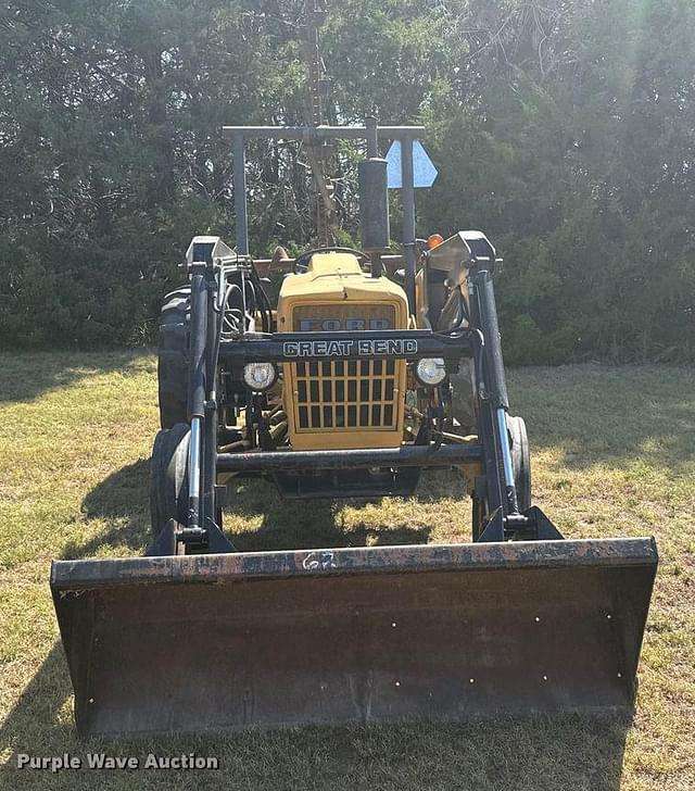 Image of Ford 4400 equipment image 1