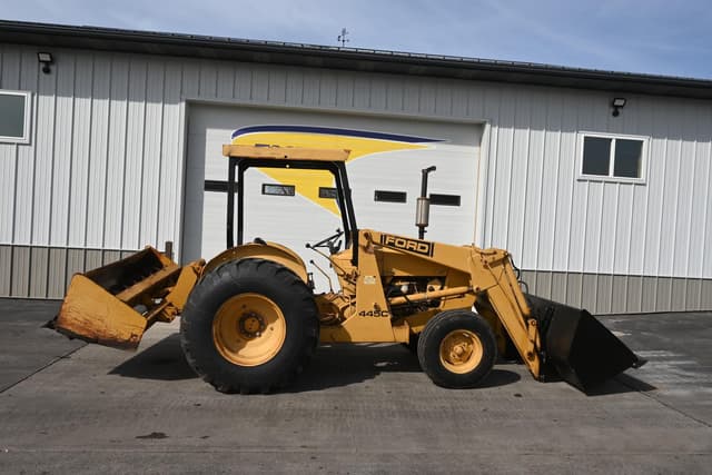 Image of Ford 445C equipment image 1