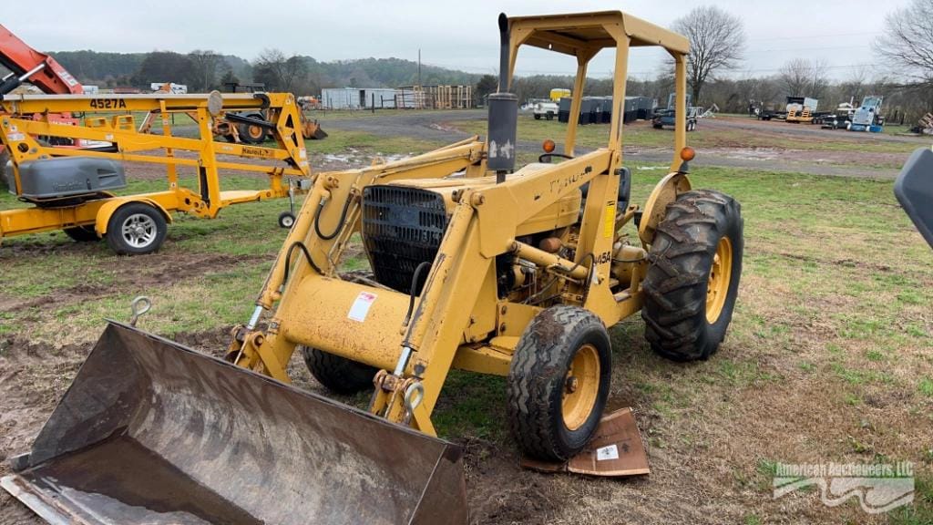 Ford 445A Equipment Image0