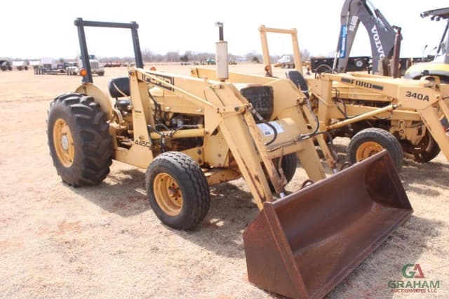 Image of Ford 445 equipment image 1