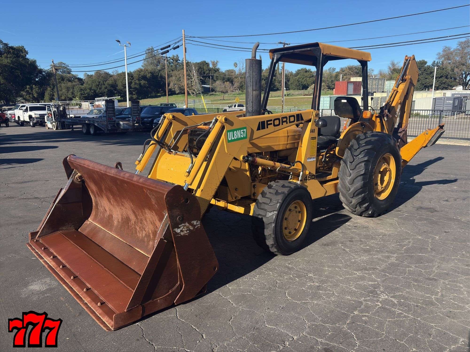 Ford 445D Equipment Image0