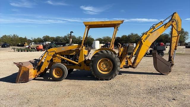 Image of Ford 4500 equipment image 4