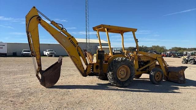 Image of Ford 4500 equipment image 2