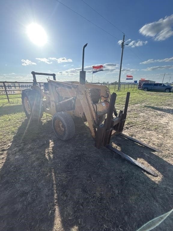 Image of Ford 4500 equipment image 4