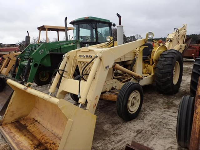 Image of Ford 4500 equipment image 3