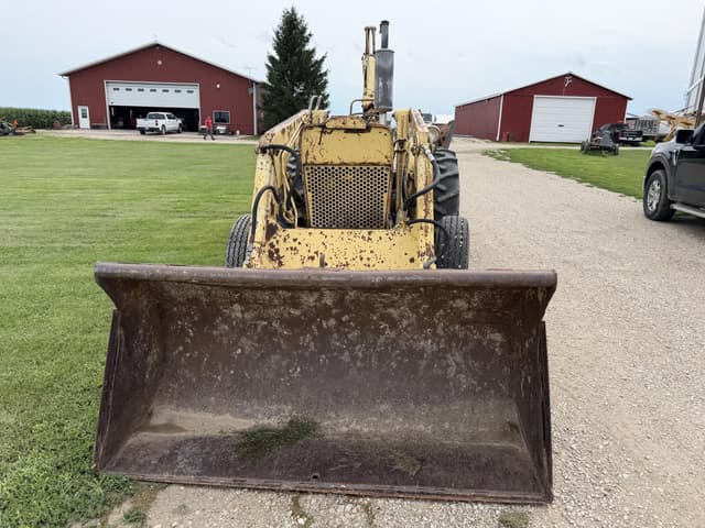Image of Ford 4500 equipment image 2