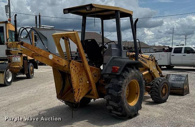 Image of Ford 455D equipment image 4