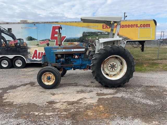 Image of Ford 4600 equipment image 1