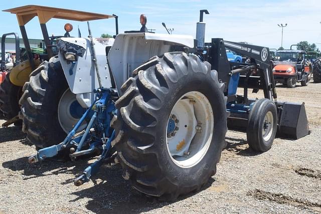 Image of Ford 4600 equipment image 2