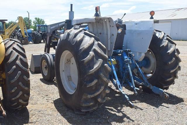 Image of Ford 4600 equipment image 1