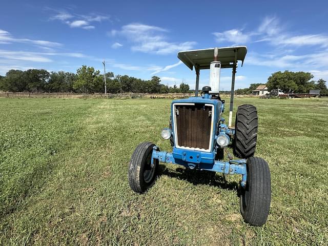 Image of Ford 4600 equipment image 2