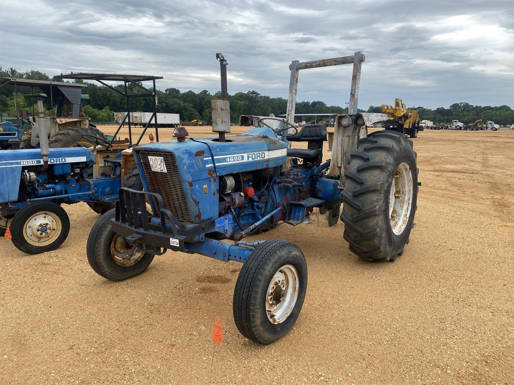 Main image Ford 4600