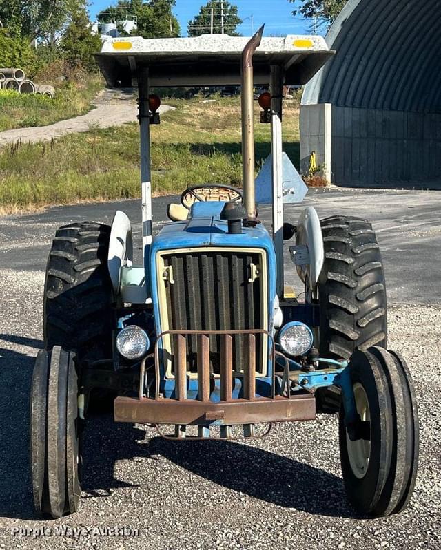 Image of Ford 4600 equipment image 1