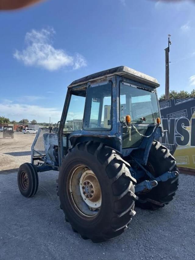 Image of Ford 4600 equipment image 1