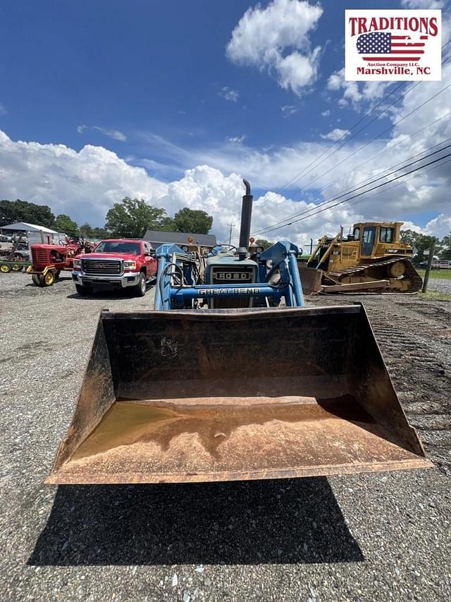 Image of Ford 4600 equipment image 3