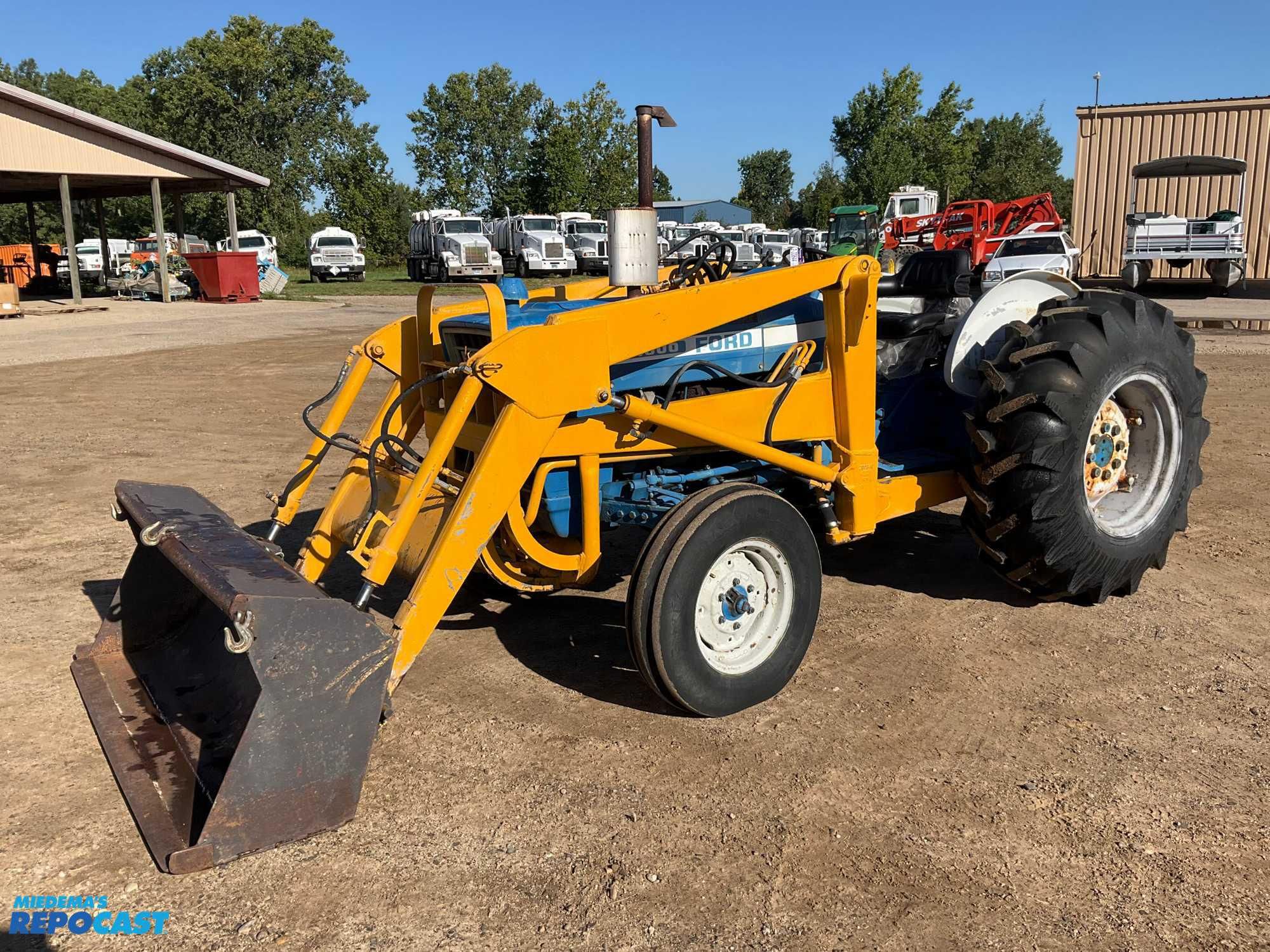 SOLD - Ford 4600 Lot No. 33644 Tractors with 63 HP | Tractor