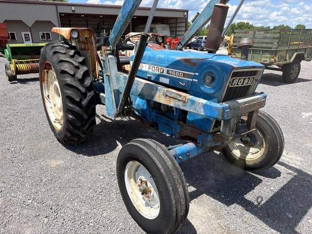 Image of Ford 4600 equipment image 2