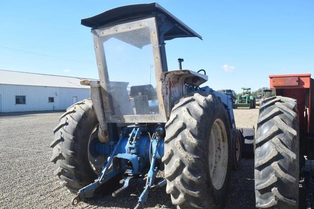 Image of Ford 4610 equipment image 2