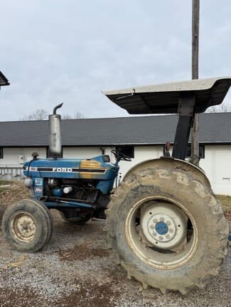 Image of Ford 4610 equipment image 3