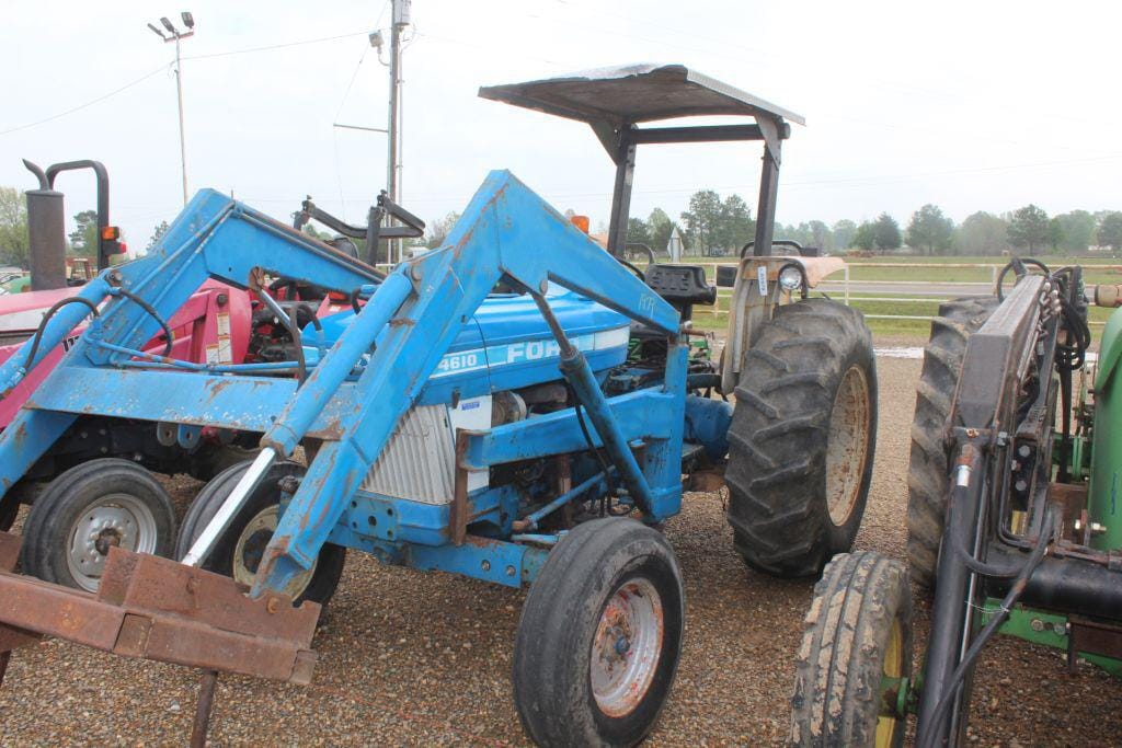 Main image Ford 4610