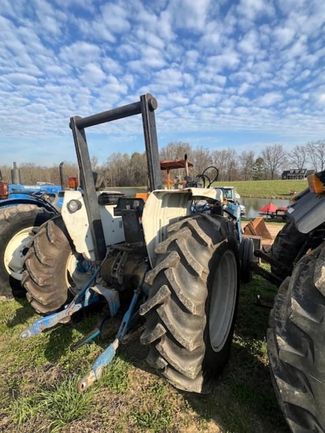 Image of Ford 4610 equipment image 4