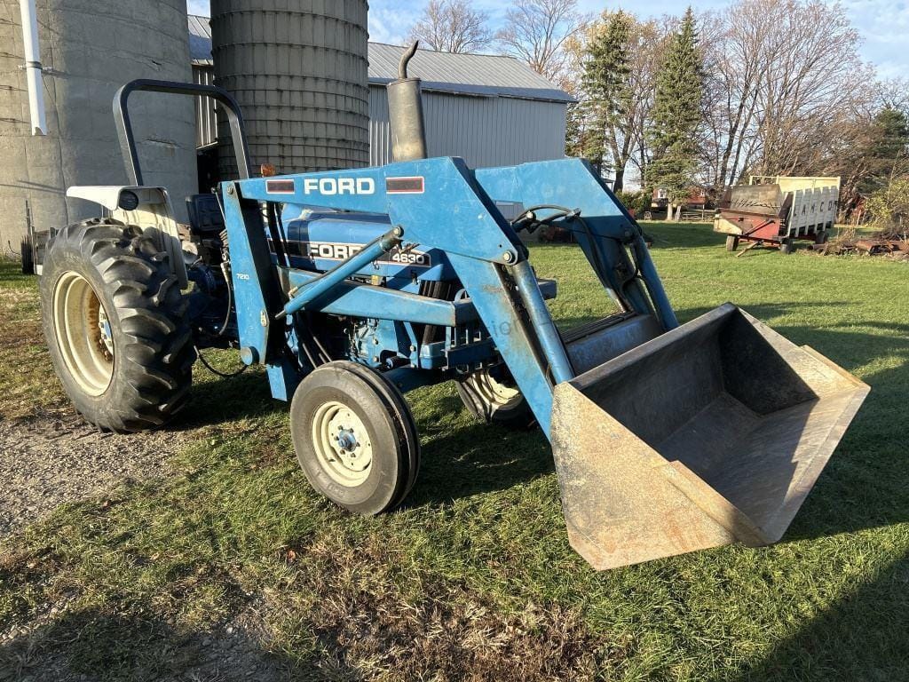 Main image Ford 4630