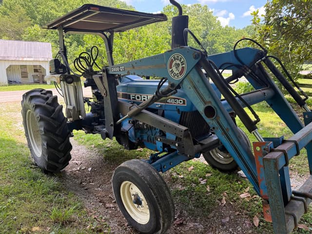 Image of Ford 4630 equipment image 3