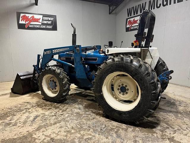 Image of Ford 4630 equipment image 2