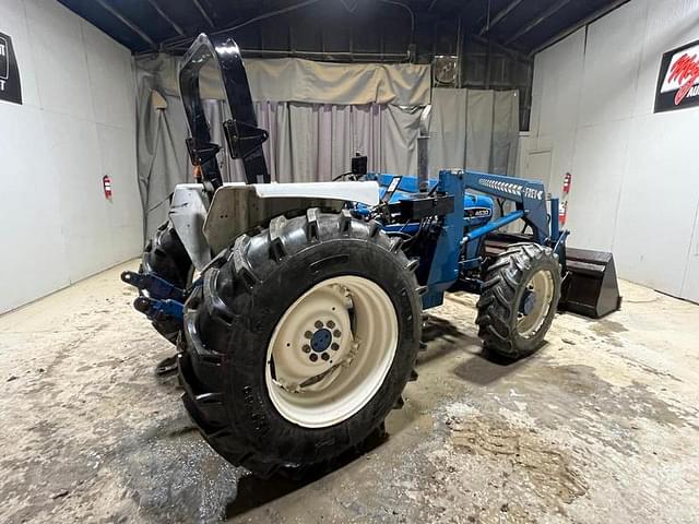 Image of Ford 4630 equipment image 4
