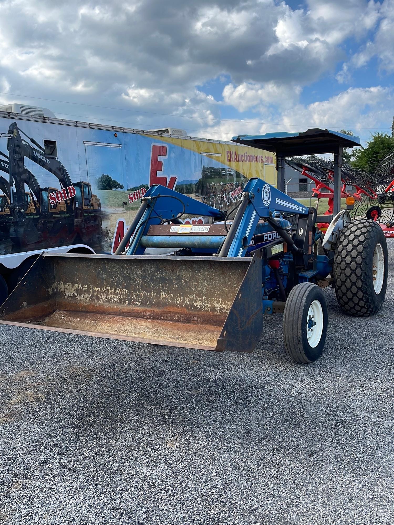 Main image Ford 4630