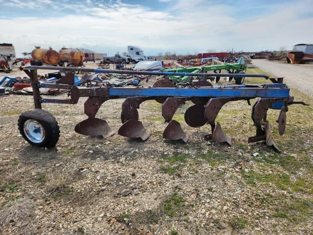 Image of Ford 5-16 equipment image 4