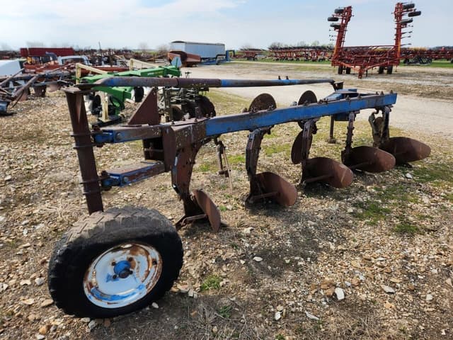 Image of Ford 5-16 equipment image 3