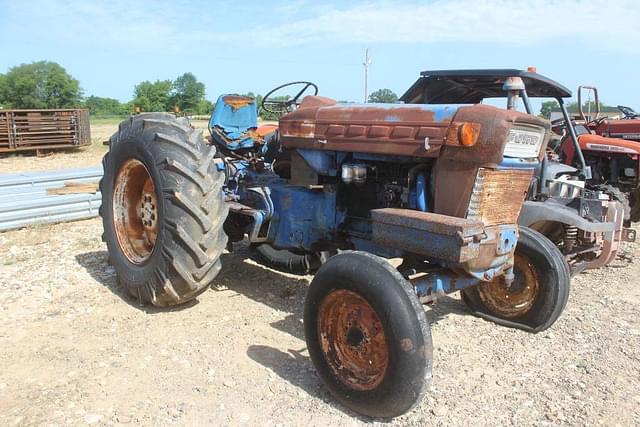 Image of Ford 5000 equipment image 3