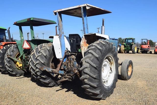 Image of Ford 5000 equipment image 2