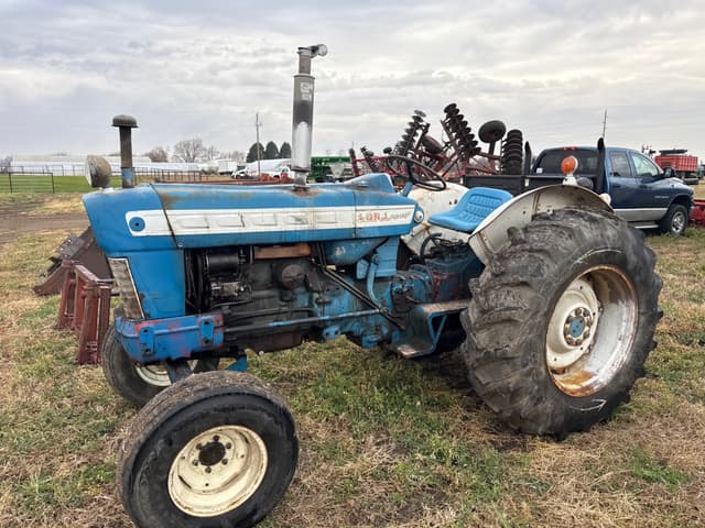 Image of Ford 5000 equipment image 2