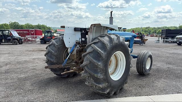 Image of Ford 5000 equipment image 2