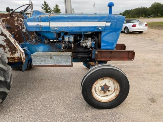 Image of Ford 5000 equipment image 4