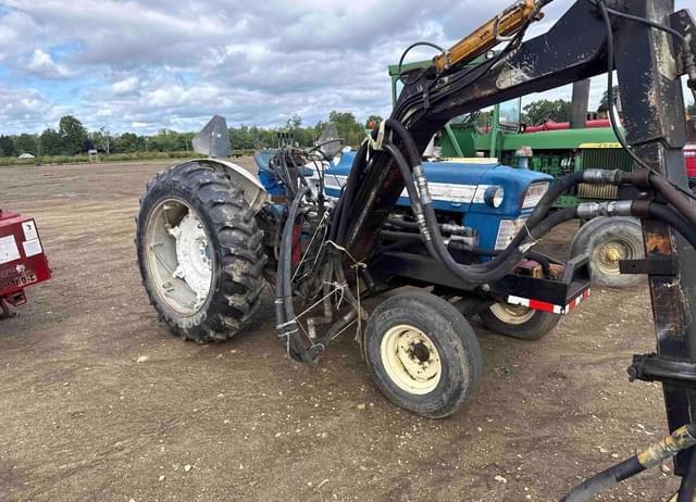 Image of Ford 5000 equipment image 2