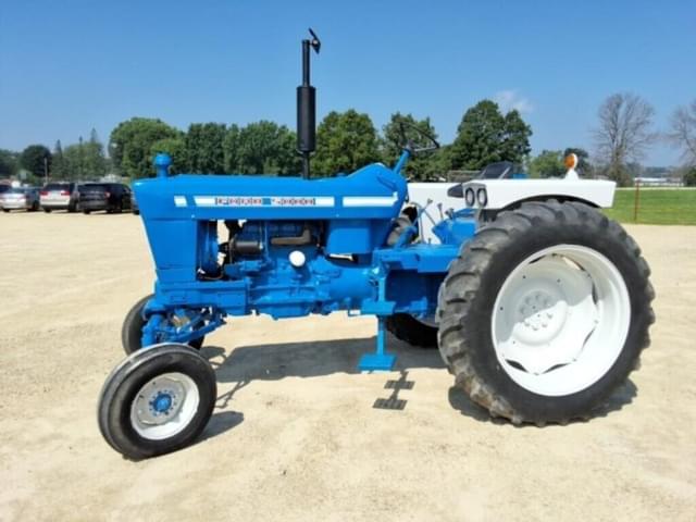 Image of Ford 5000 equipment image 1