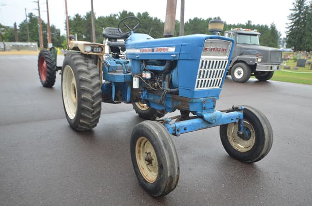 Image of Ford 5000 equipment image 3