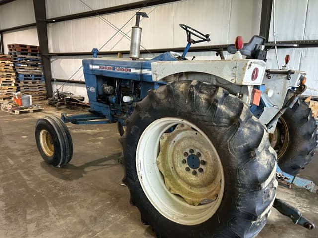 Image of Ford 5000 equipment image 2