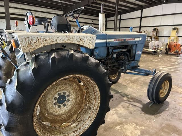 Image of Ford 5000 equipment image 4