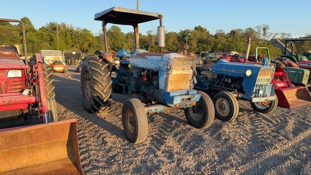Image of Ford 5000 equipment image 2