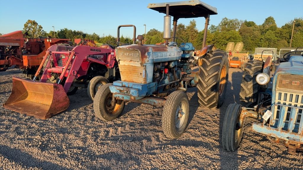 Ford 5000 Equipment Image0