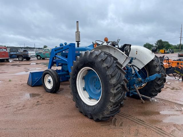 Image of Ford 5000 equipment image 4